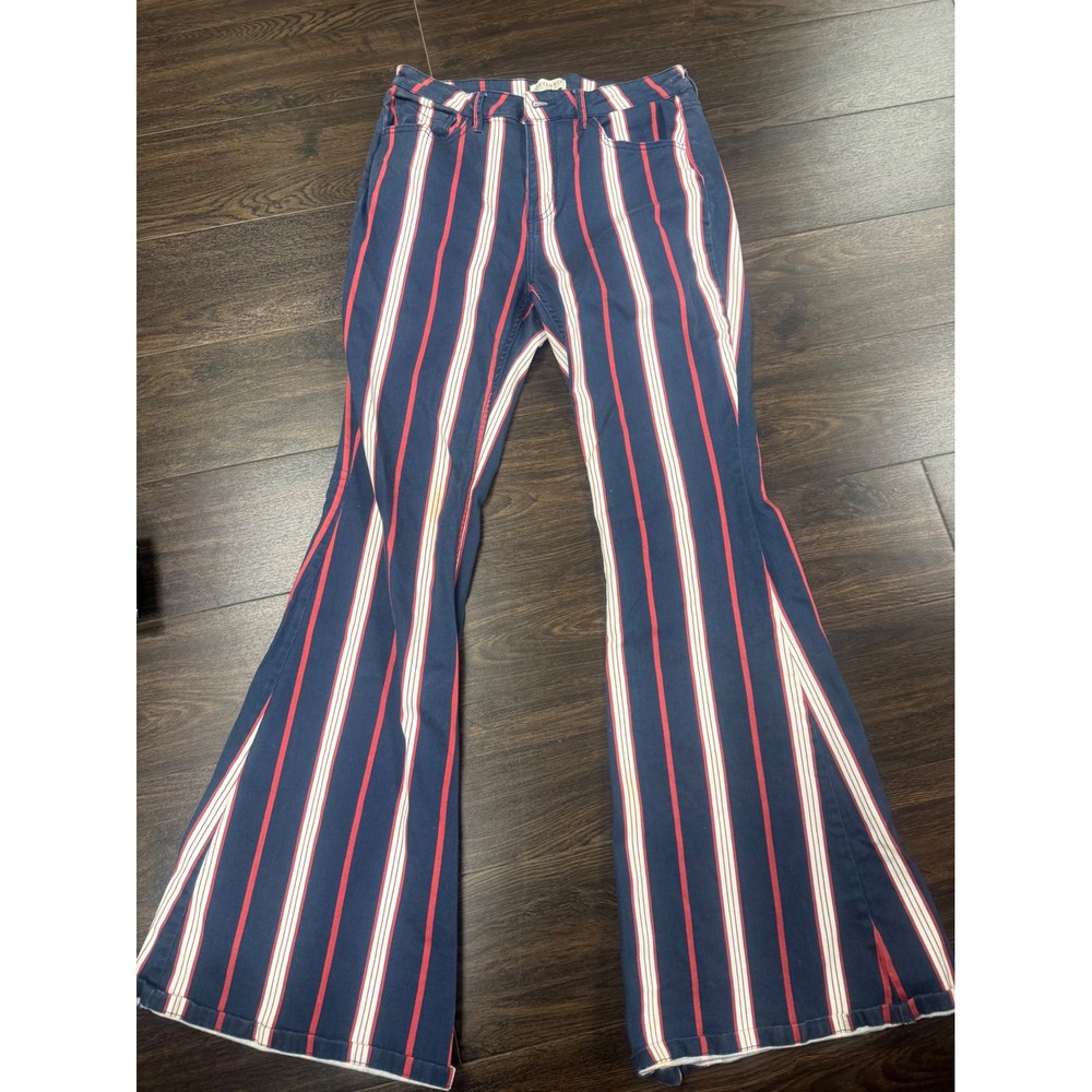 Shyanne Women's Striped Flare Jeans Size 31 Regular Western Bell Bottoms